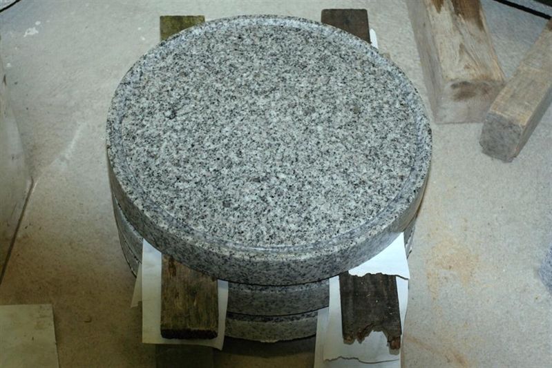 Grilovací kamenné desky a grilovací kameny s drážkou 3
